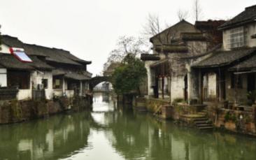 逃出郊外露营地